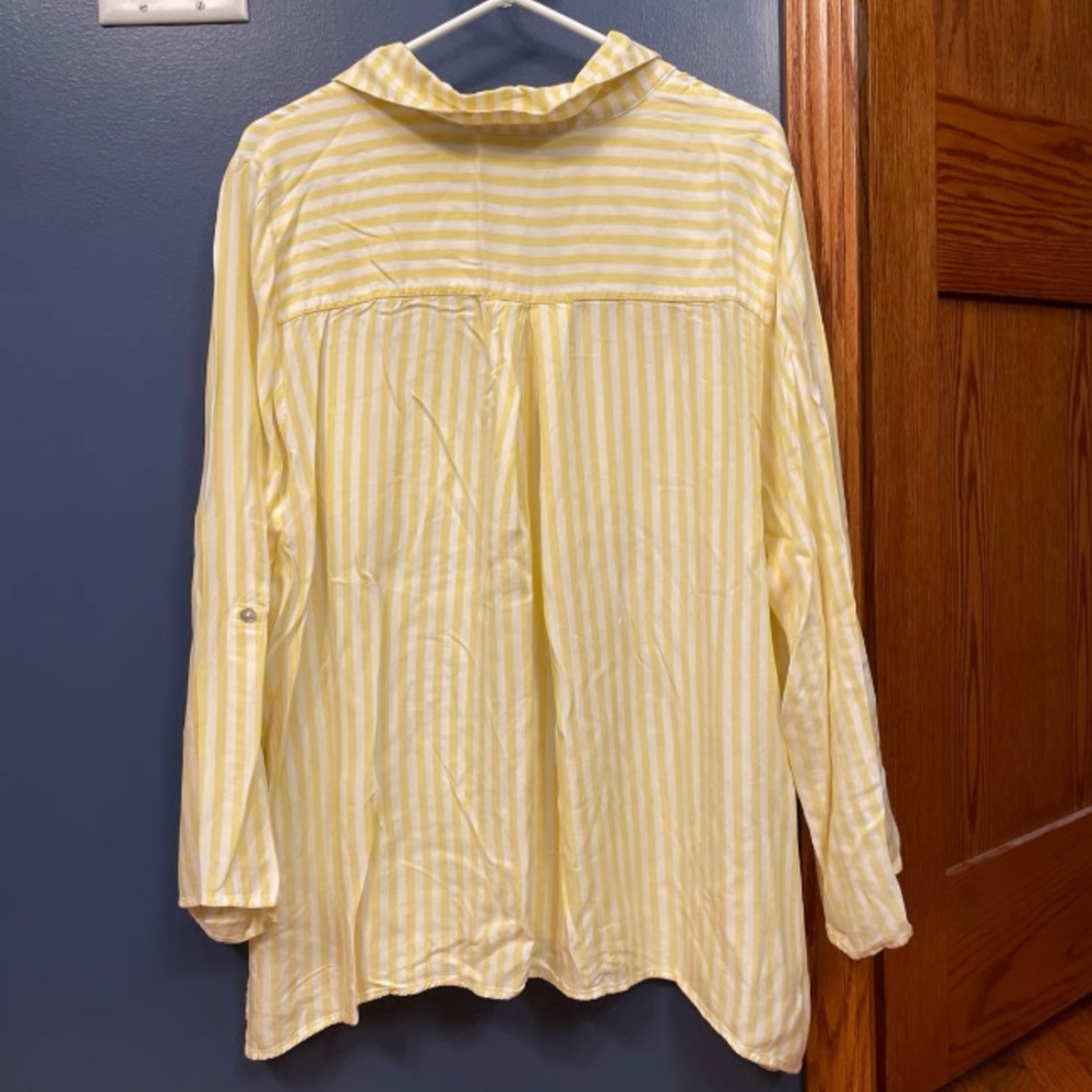 Ruby Rd. Top - Picture 2 of 5